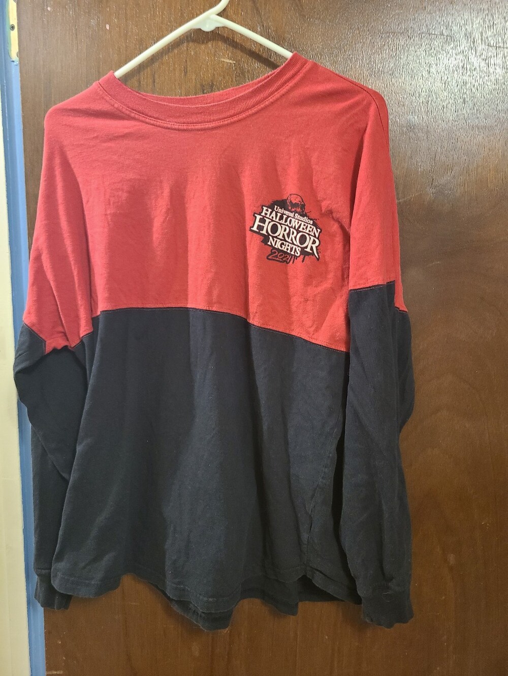 Halloween Horror Nights HHN Spirit Jersey Universal Studios Shirt, Size M